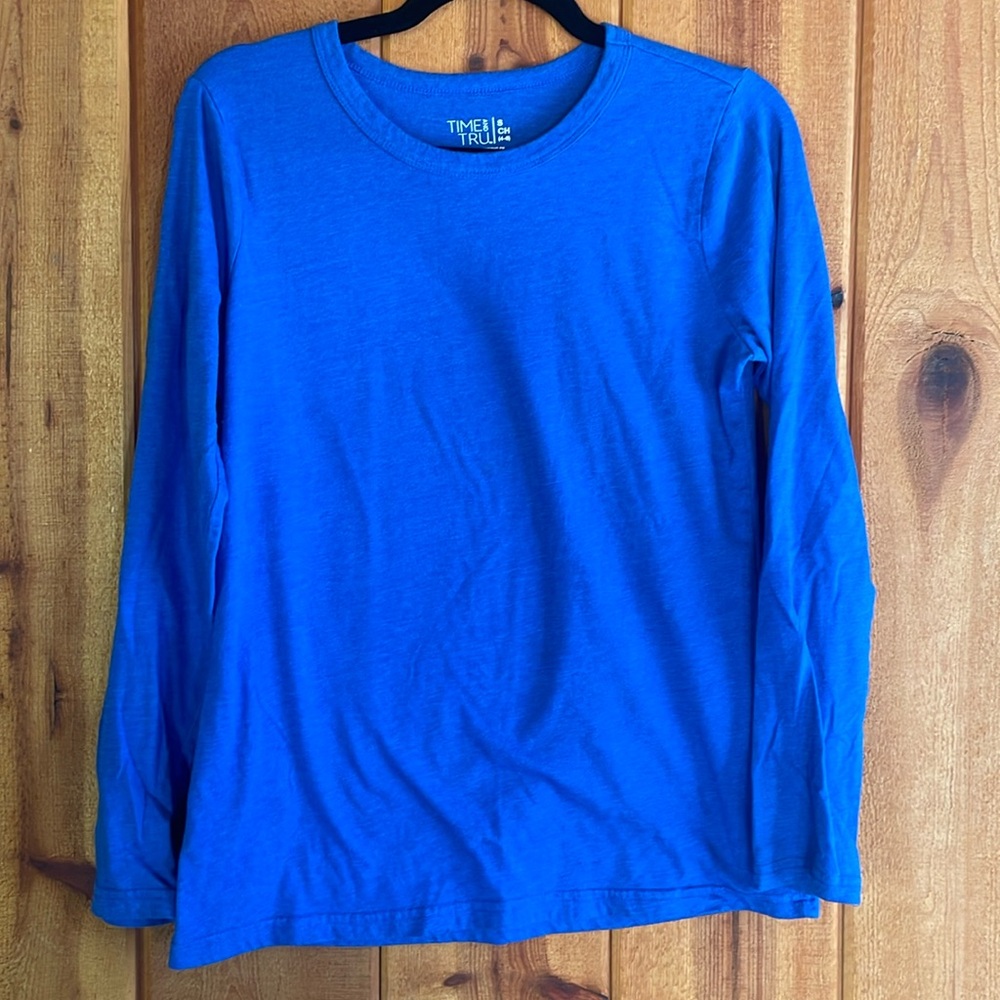 Long Sleeve Small (4-6) Child’s Shirt